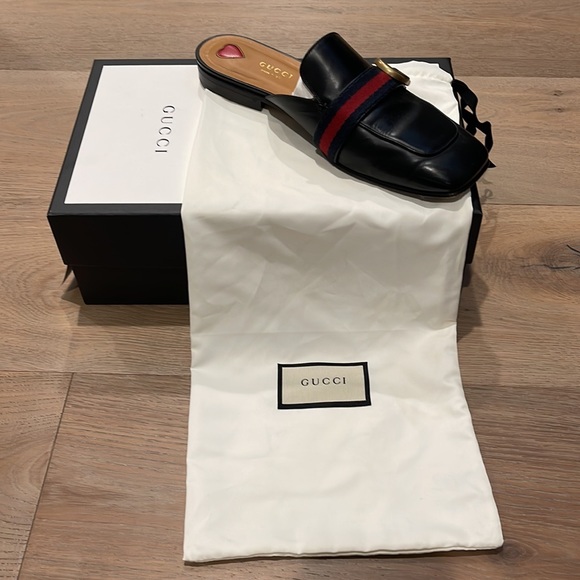 Gucci slides. Size 39 - Picture 6 of 6